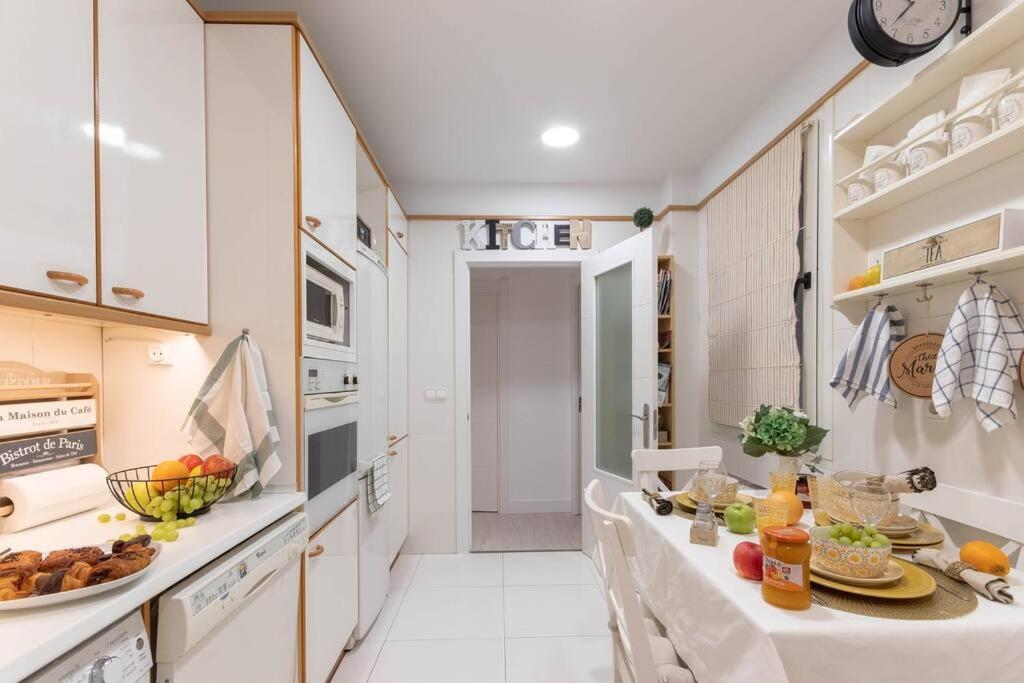Apartamento Luxury Centro Bilbao Garaje エクステリア 写真