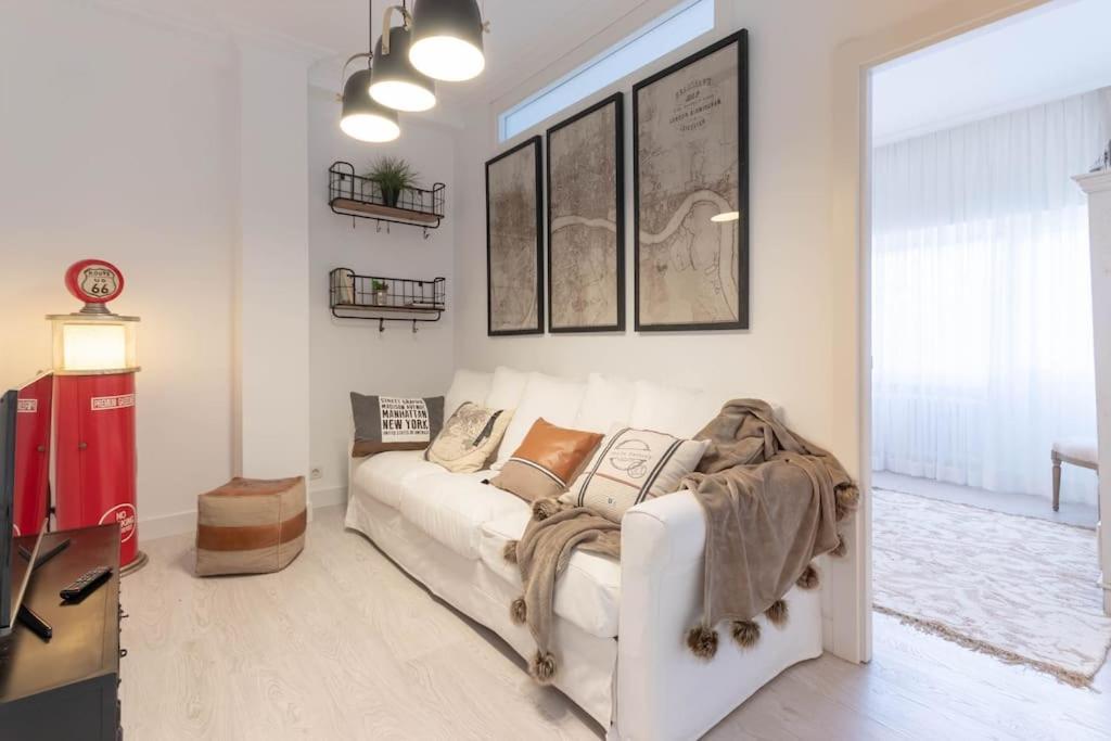 Apartamento Luxury Centro Bilbao Garaje エクステリア 写真