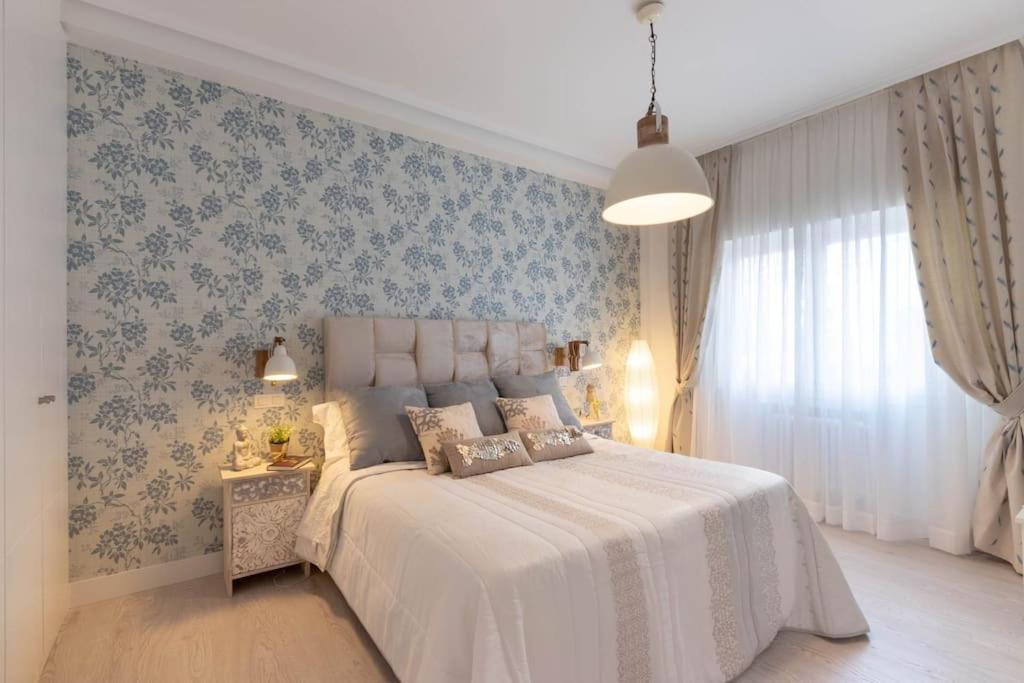 Apartamento Luxury Centro Bilbao Garaje エクステリア 写真
